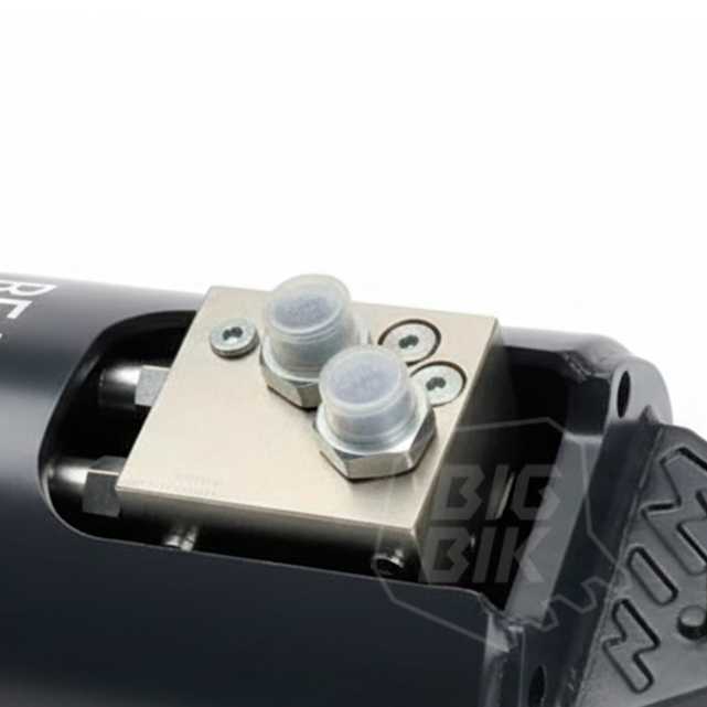 Реверсивный клапан для гидровращателя