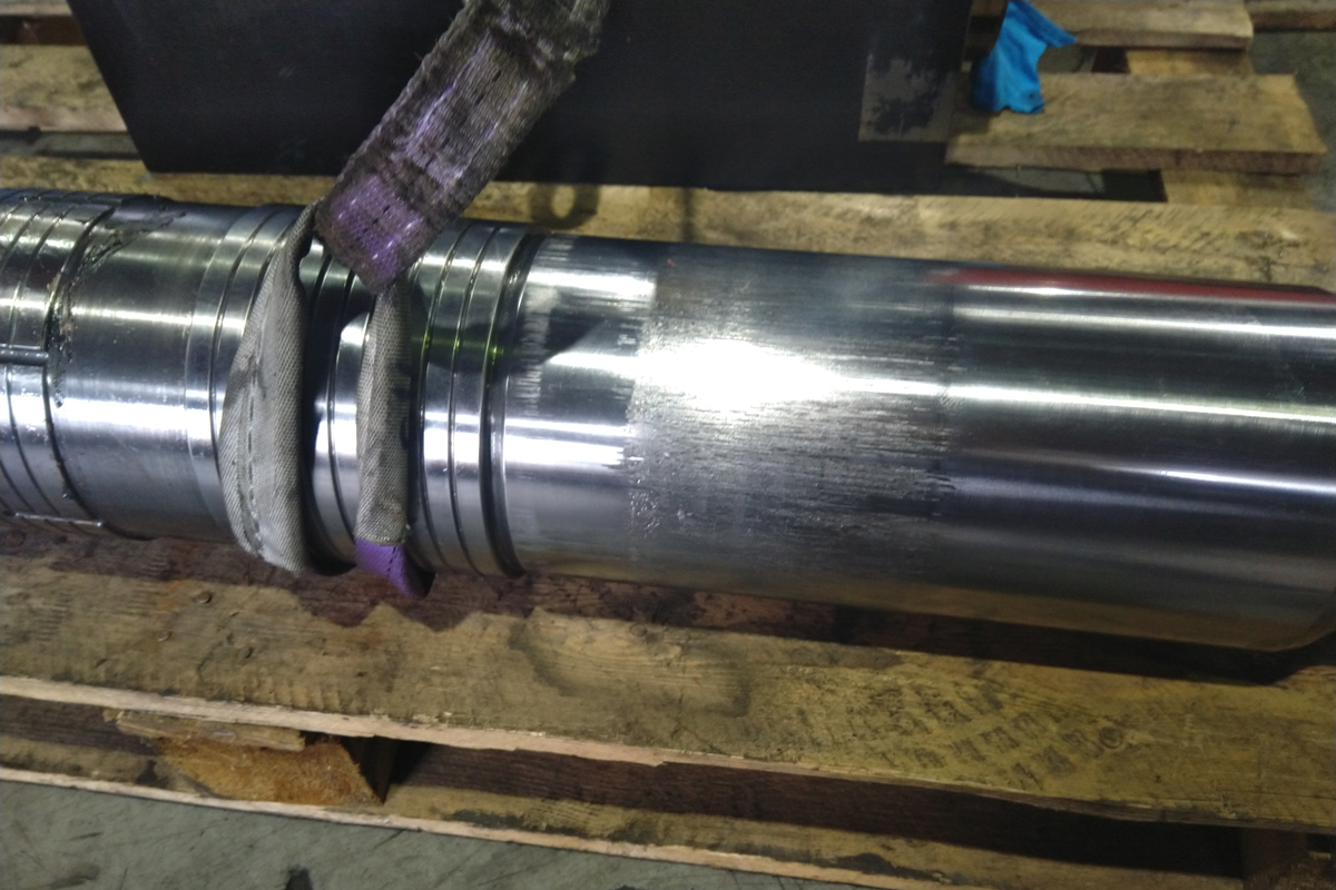 Задиры на бойке гидромолота